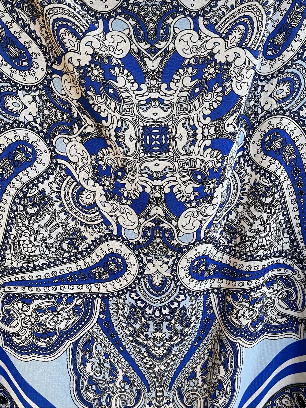 Apt. 9 Women’s Large Blue and Black Paisley Overlay With Attached Tank Top Boho - Picture 6 of 9